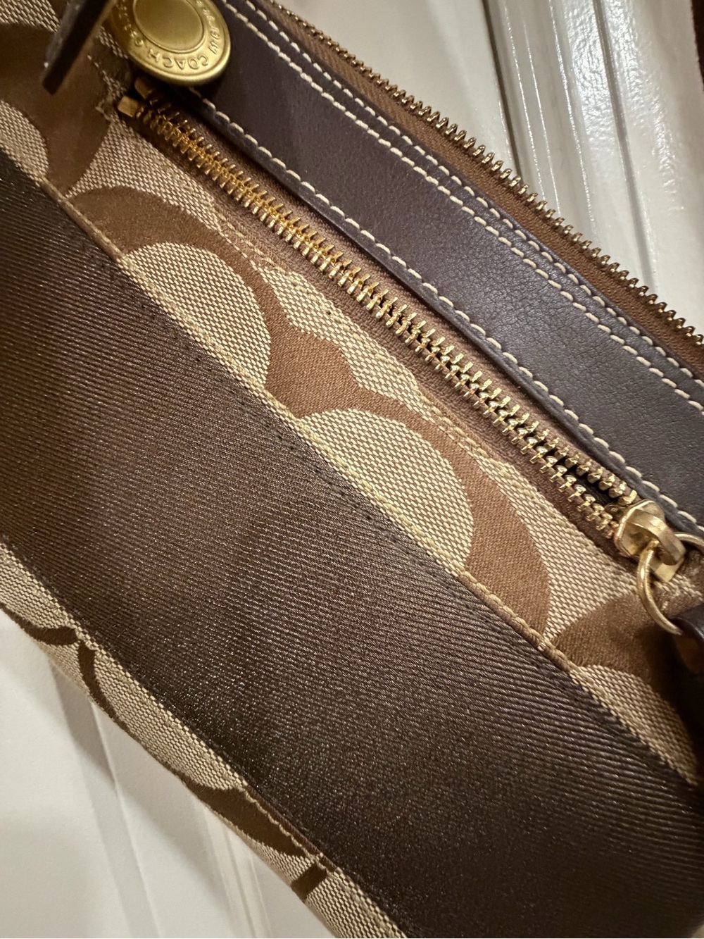Coach Brown Signature Canvas Shoulder Bag with Gold Hardware - Picture 7 of 11